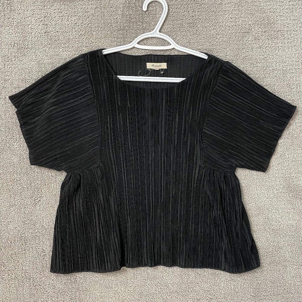 Madewell Flutter Sleeve Pleated Top (Kind of like Issey Miyake) Sz. XS